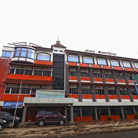 苏门答腊酒店 棉兰 外观 照片